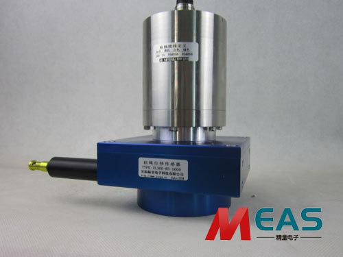 ���Kλ�ƾ��a����(sh��)�F(xi��n)�ˏęC(j��)еλ�Ƶ����̖���D(zhu��n)׃